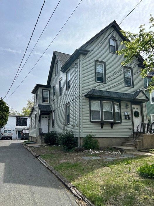 Exterior painting project by TY Painting in Burlington County, NJ